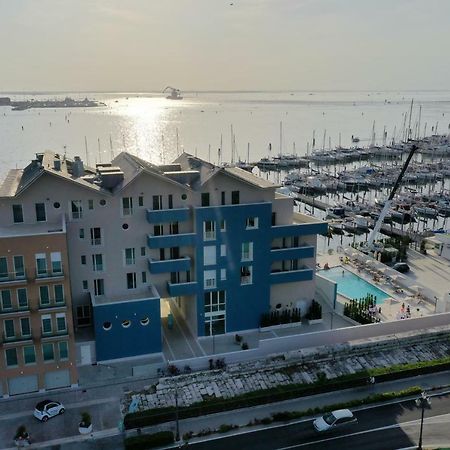 Mosella Suite Hotel Sottomarina Eksteriør billede
